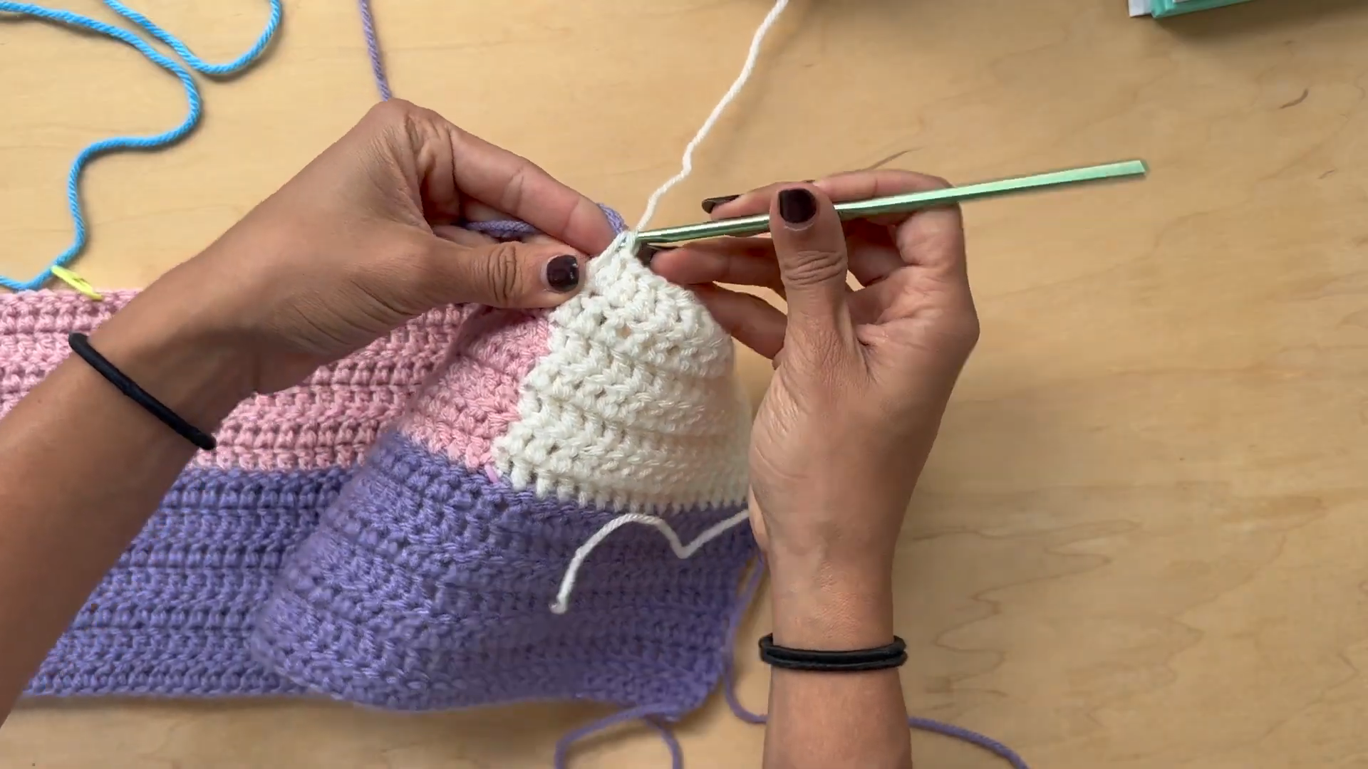 Crochet Colorblock Sweater Pattern with Modern Contrast